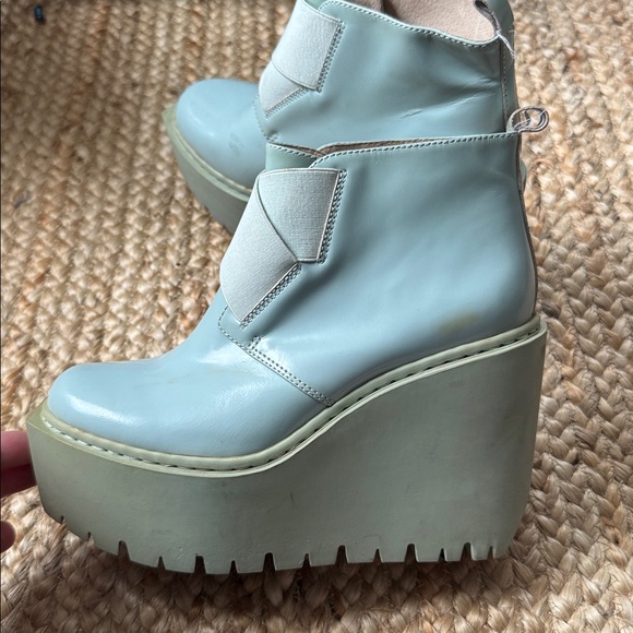 Opening Ceremony 37 Baby Blue Patent Platform Ankle Boots - Picture 5 of 7